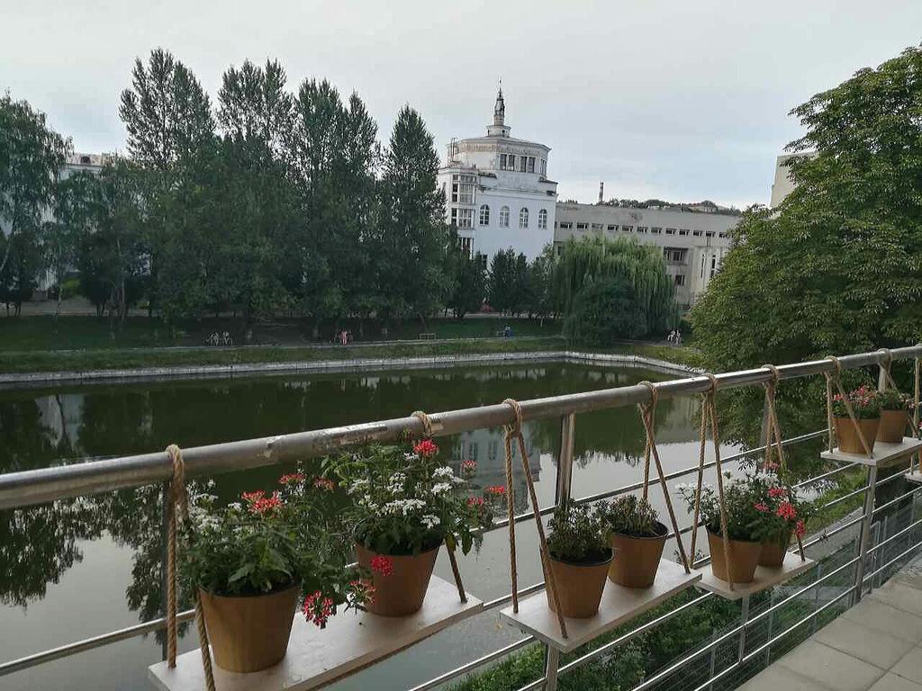 City Central Lviv Hostel エクステリア 写真